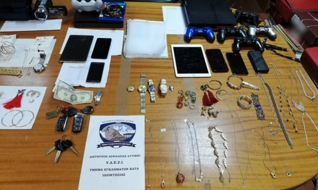 Εξαρθρώθηκε σπείρα που ξάφριζε ηλικιωμένους: Παρίσταναν τους τεχνικούς της ΔΕΗ