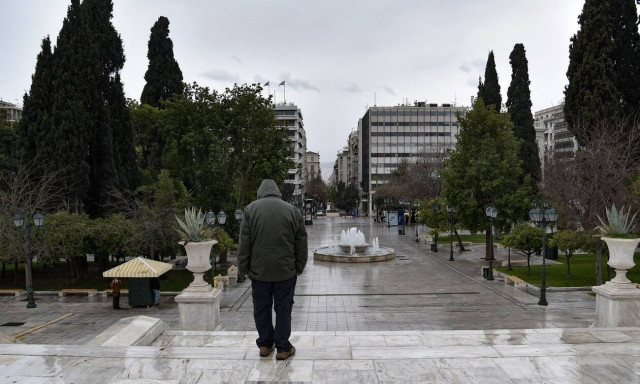 Καιρός: «Ψυχρό μέτωπο» φέρνει καταιγίδες και χιόνια - Πού θα είναι έντονα τα φαινόμενα (ΧΑΡΤΕΣ)