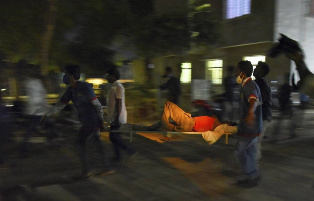 Ινδία: 100 τραυματίες από κατάρρευση ξύλινης εξέδρας σε αθλητικό αγώνα 