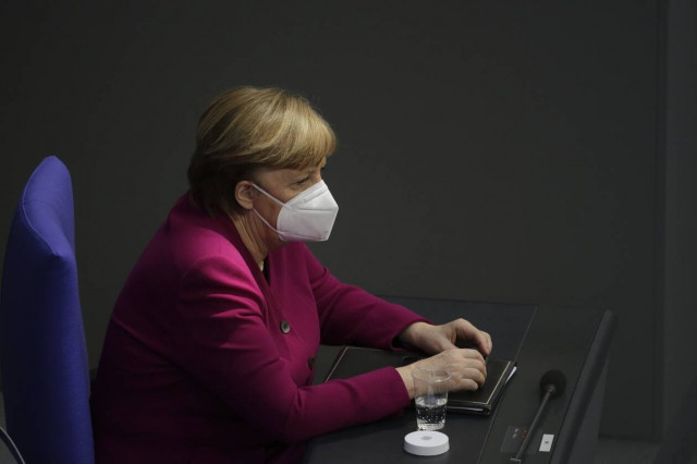 Μέρκελ: Αν δεν προμηθευόμασταν εμβόλια από κοινού, θα κλυδωνιζόταν η ΕΕ