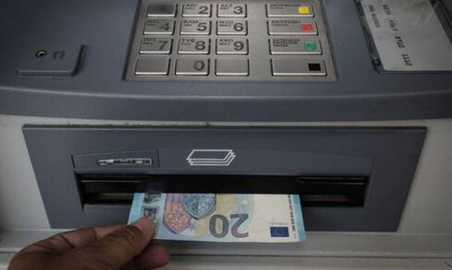 Δώρο Πάσχα 2021: Πώς θα υπολογιστεί για εργαζόμενους σε αναστολή σύμβασης εργασίας