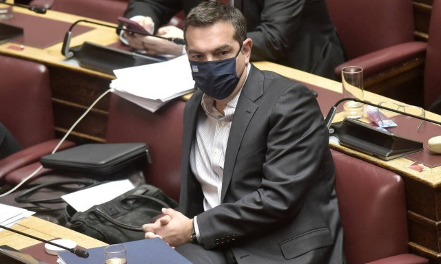 Tsipras: Medical staff our modern-day heroes on this national day of pride	