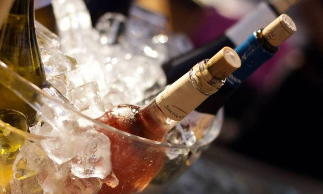 Lockdown: Νέο κορονοπάρτι στο Ηράκλειο – Τσουχτερό πρόστιμο στον διοργανωτή