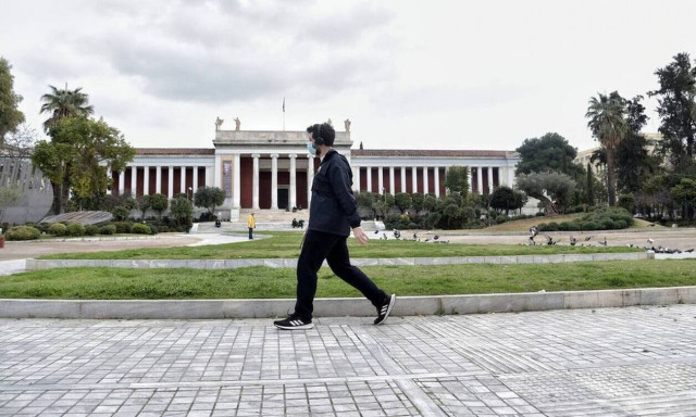 Κορονοϊός - Εξαδάκτυλος: Καμία εισήγηση για σχολεία - Δεν θα ανοίξουν όλες οι δραστηριότητες μαζί