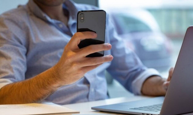 Πέντε «έξυπνες» εφαρμογές που χρειαζόμαστε στο κινητό μας τηλέφωνο