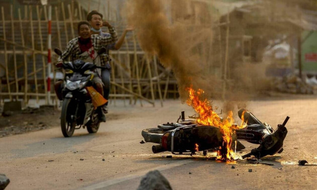 Μιανμάρ: Βρετανία, ΗΠΑ, ΕΕ καταδικάζουν τον «φόνο άοπλων πολιτών» από τον στρατό