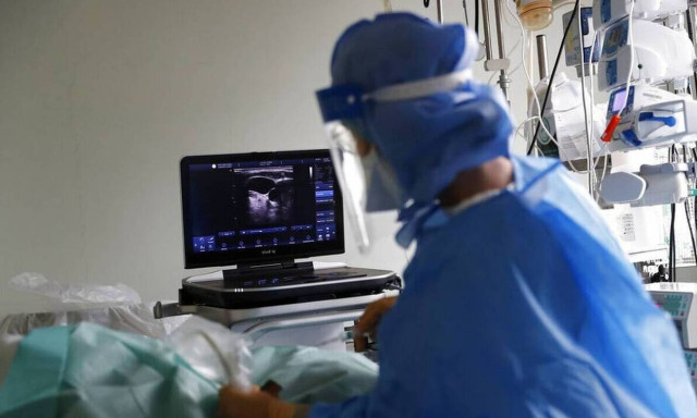 Κορονοϊός - Προειδοποίηση Γώγου: «Θα προχωρήσουμε σε άρση μόνο αν ελευθερωθούν οι ΜΕΘ»