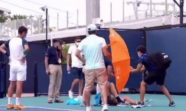 Τένις: «Τρόμαξαν» στο Μαϊάμι - «Κατέρρευσε» την ώρα του αγώνα (videos)