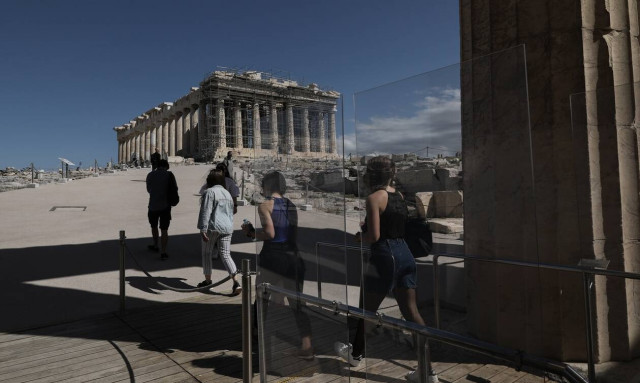 Κορονοϊός - Ζαχαράκη: Στις 14 Μαΐου ανοίγει ο τουρισμός στην Ελλάδα - Οι απαραίτητες προϋποθέσεις