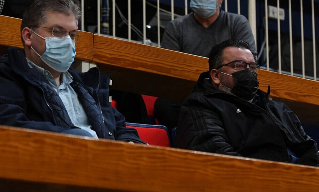 Άγγελος Παπανικολάου: «Οι μάσκες έπεσαν! Ο επίδοξος βασιλιάς είναι γυμνός...»