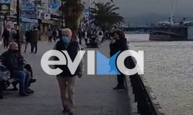 Lockdown - Eύβοια: «Βούλιαξε» από κόσμο η παραλία της Χαλκίδας (pics)