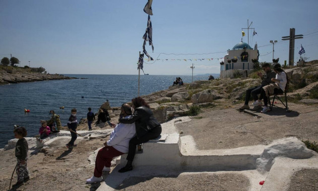 Lockdown: Άρση κατά τόπους προτείνει ο καθηγητής Τζανάκης - Χρειάζεται μεγάλη προσοχή