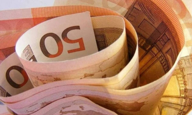 ΟΠΕΚΑ: Ποια επιδόματα πιστώνονται αύριο (31/3) και σε ποιους