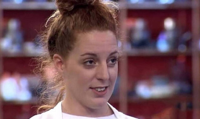 MasterChef: H τρομερή αλλαγή στην εμφάνιση της Σπυριδούλας – Αγνώριστη η τηλε-μαγείρισσα 