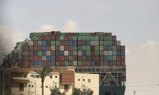 Διώρυγα Σουέζ: Θα ανοίξει σε 2-3 ημέρες - Το Ever Given «έχει επανέλθει κατά 80%»