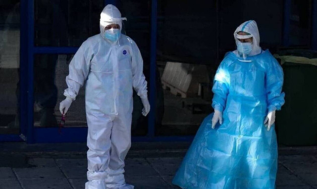 Κορονοϊός: Γεμάτη μεταλλάξεις η Αχαΐα - Τι λέει στο Newsbomb.gr η καθηγήτρια, Αθανασία Μουζάκη