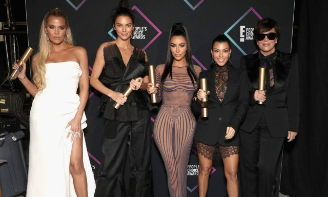 Σε σοκ οι Καρντάσιαν - Μανιακός προσπάθησε να κάνει γυμνός μπάνιο στην πισίνα της Kendal