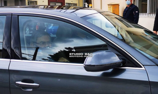 Κορονοϊός: Στο νοσοκομείο του Ναυπλίου για τεστ αντισωμάτων ο τέως Βασιλιάς Κωνσταντίνος