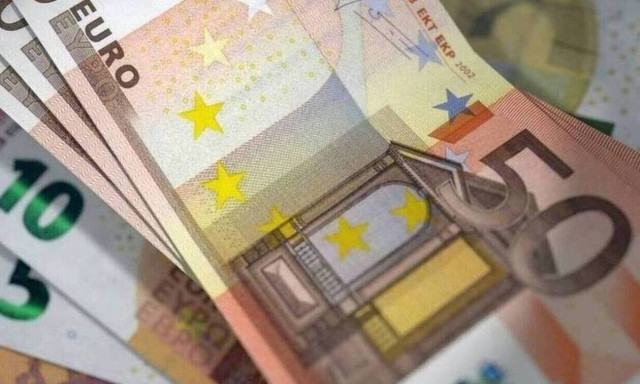 ΟΠΕΚΑ: Πληρώνονται επιδόματα και παροχές - Τι ισχύει για το επίδομα παιδιού 