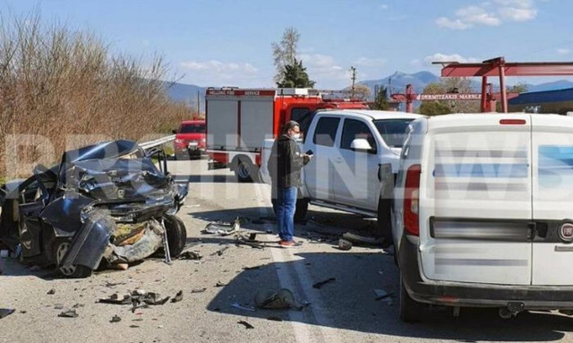 Τραγωδία στην Καβάλα: Ένας νεκρός και τρεις τραυματίες σε φρικτό τροχαίο