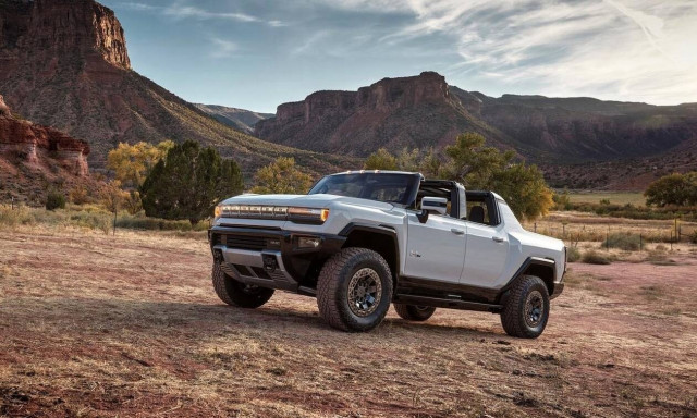 Πόσα θα δίνατε για να αποκτήσετε ένα ολοκαίνουργιο ηλεκτρικό Hummer;
