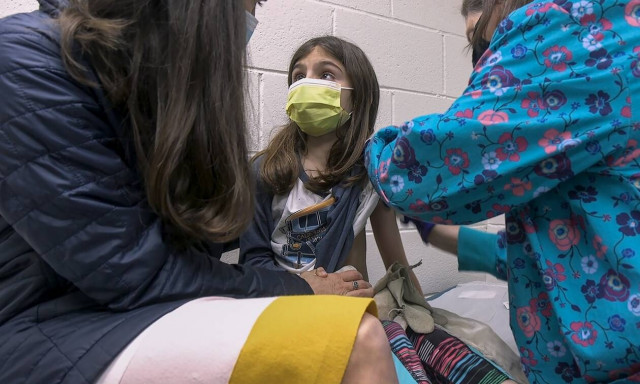 Εμβόλιο Pfizer: Απόλυτα ασφαλές για παιδιά ηλικίας 12-15 ετών