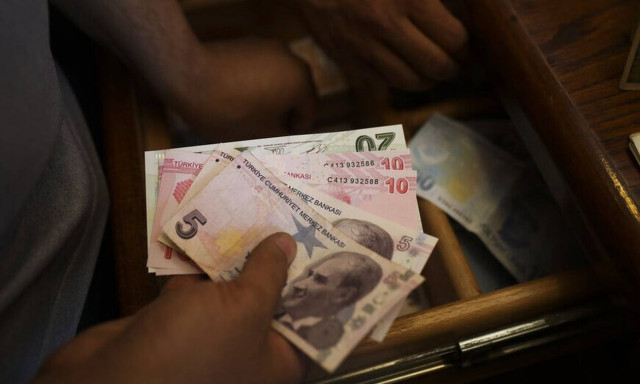 Τουρκία: Η βουτιά της λίρας ενίσχυσε την αύξηση των συναλλαγών σε bitcoin