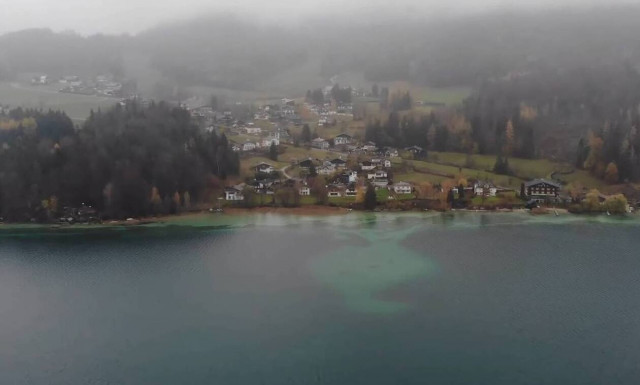 «Πετώντας» πάνω από τη λίμνη Fuschl και τα Αλπικά λιβάδια της Αυστρίας (video)