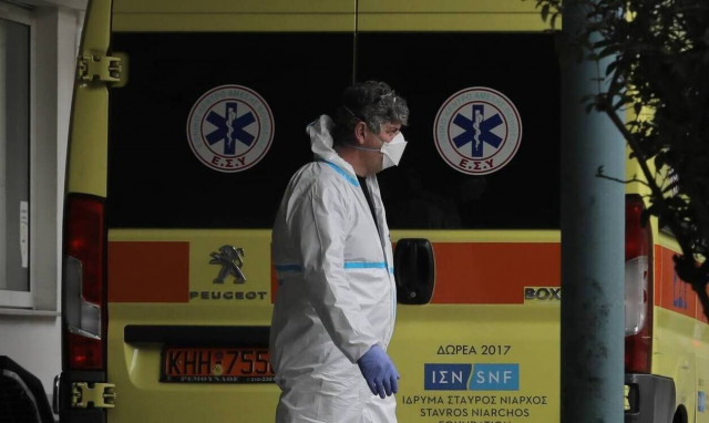 Κρούσματα σήμερα: Κοντά στις 3.500 οι νέες μολύνσεις - Αγωνία για τις ΜΕΘ