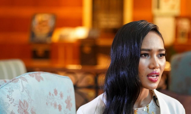 Μιανμάρ: Μια βασίλισσα της ομορφιάς προβάλλει τον αγώνα για τη δημοκρατία στη Μιανμάρ