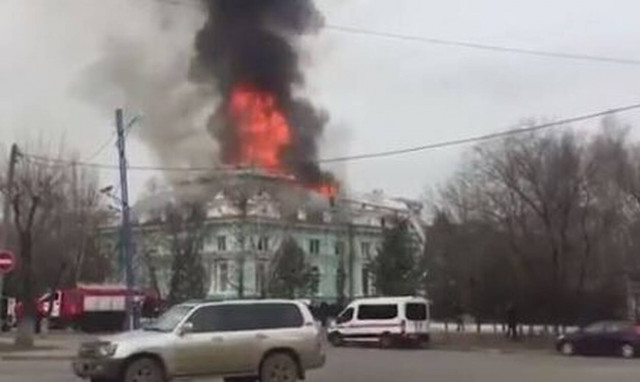 Ρωσία: Το νοσοκομείο... καιγόταν, αλλά οι γιατροί συνέχισαν την εγχείρηση ανοιχτής καρδιάς