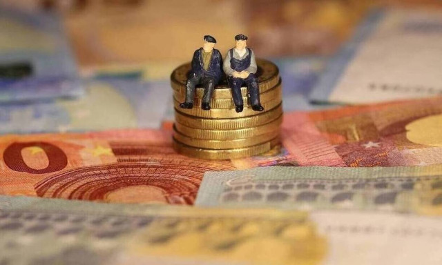 Προκαταβολή σύνταξης: Πριν από το Πάσχα η πρώτη πληρωμή - Τα ποσά των δικαιούχων