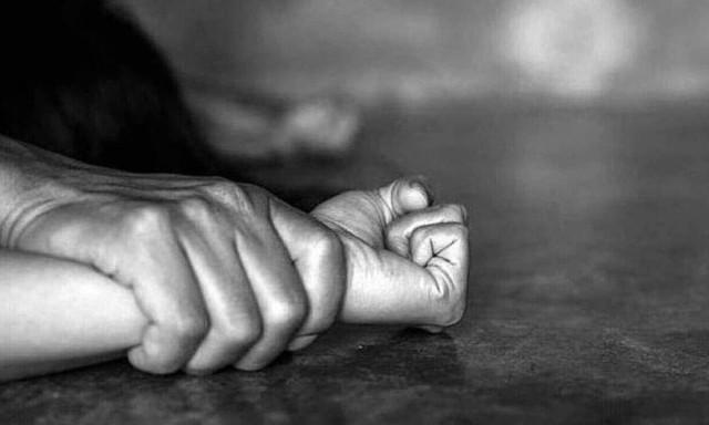 Σοκ στη Ρόδο: Στο εδώλιο 52χρονος εκπαιδευτικός - Φέρεται να διατηρούσε ερωτική σχέση με 14χρονη