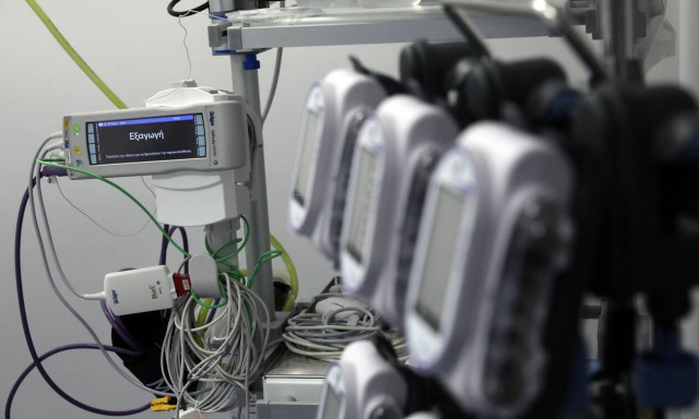 Συναγερμός στα νοσοκομεία - ΠΟΕΔΗΝ: Αρνητικό ρεκόρ με 86 διασωληνωμένους εκτός ΜΕΘ