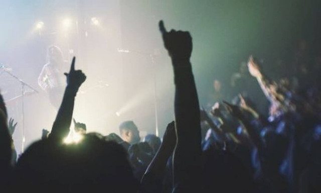 Πασίγνωστος ράπερ νοσηλεύεται σε κρίσιμη κατάσταση - Τι συνέβη (pics)