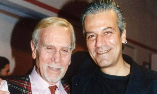 Συγκλονίζει ο Νίκος Βανδώρος: Έχω πάψει να θέλω να ζω - Χωρίς τον Θεόφιλο είμαι ζωντανός - νεκρός