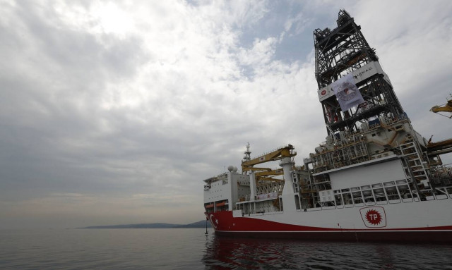 Νέοι τουρκικοί «τσαμπουκάδες»: Ο Ερντογάν προκαλεί με γεωτρύπανα και μεταναστευτικό