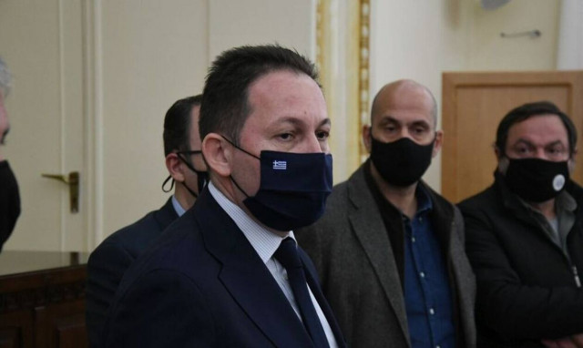 Πέτσας: Αυτές είναι οι τρεις επιλογές για Αχαΐα, Θεσσαλονίκη, Κοζάνη – Σήμερα η απόφαση Μητσοτάκη