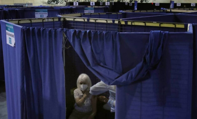 Κορονοϊός: Η πολύ δύσκολη άνοιξη της Ευρώπης - Το τρίτο κύμα της πανδημίας εξαπλώνεται παντού