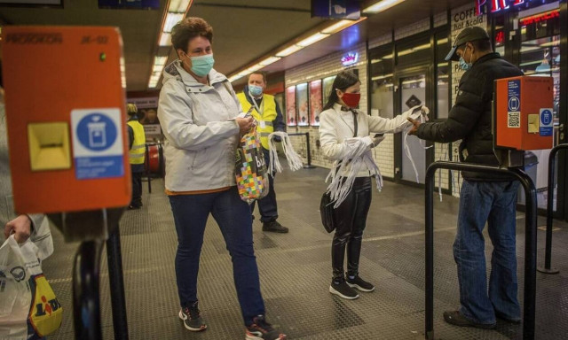 Κορονοϊός στην Ουγγαρία: Το 25% των πολιτών έχει εμβολιαστεί - Χαλαρώνουν τα μέτρα