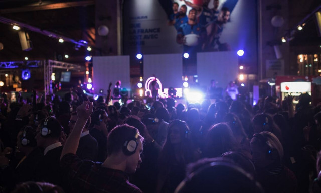 Γαλλία: Μυστικά «κορονο-πάρτι» με συμμετοχή υπουργών- Μετά το χαβιάρι και τις σαμπάνιες…τα πρόστιμα