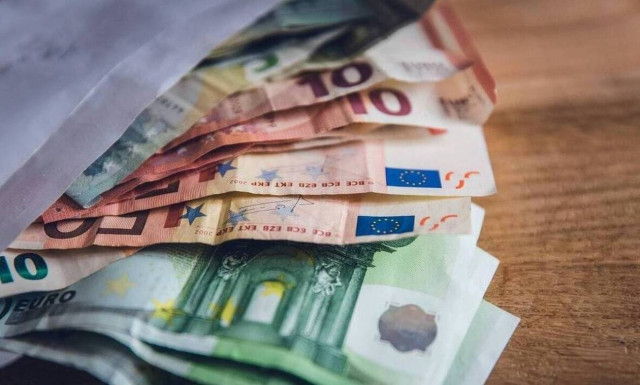 Aυξημένη αποζημίωση ειδικού σκοπού Απριλίου: Σε τι διαφέρει από την απλή αποζημίωση ειδικού σκοπού