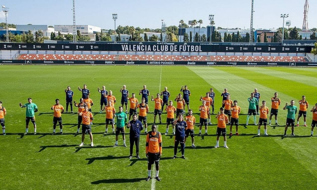 Σοκάρει ο Ντιακαμπί: «Με αποκάλεσε γαμ... αράπη» - Το βροντερό μήνυμα της Βαλένθια (photo)