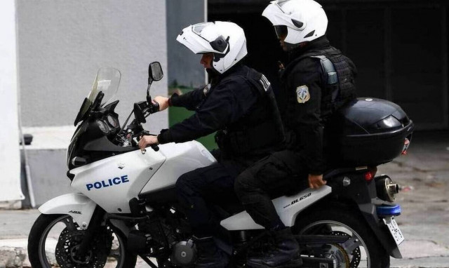 «Κόκκινες μπλούζες», «χώμα» και «κότες»: Πώς επικοινωνούσαν τα μέλη κυκλώματος διακίνησης ναρκωτικών