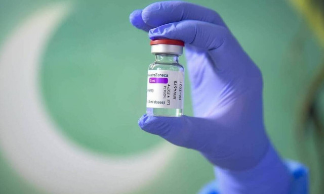 AstraZeneca: Τελικά τι συμβαίνει με το εμβόλιο;