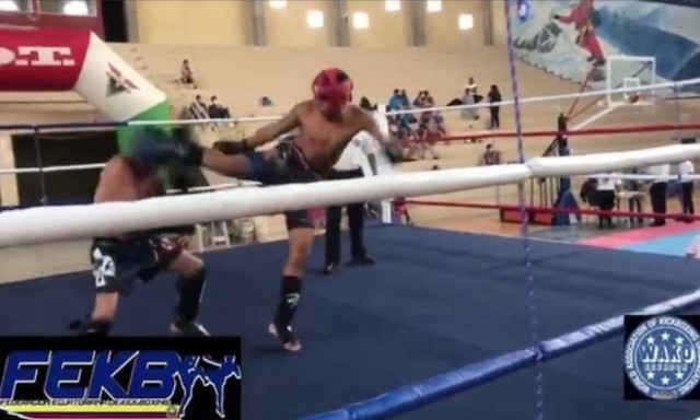 Θρήνος: Kick boxer πέθανε από κλωτσιά στο κεφάλι – Η μοιραία στιγμή (video)
