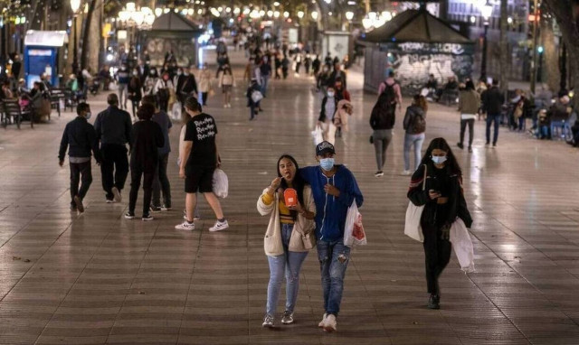 Ισπανία: Βουτιά 93,6% κατέγραψαν οι τουριστικές αφίξεις τον Φεβρουάριο εν μέσω περιοριστικών μέτρων