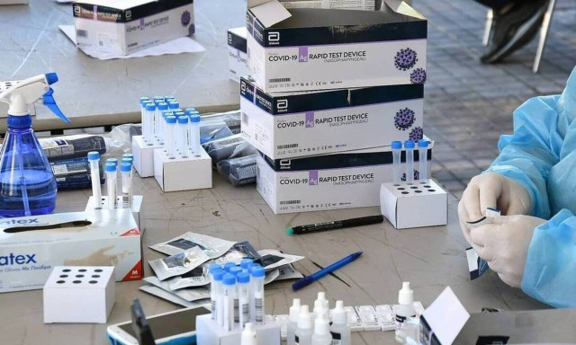 Ξεκινά η απευθείας διανομή rapid tests στις δημόσιες και ιδιωτικές προνοιακές δομές