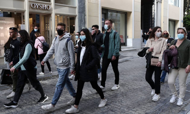 Κορονοϊός: «Βόμβα» Δερμιτζάκη για 2.000 κρούσματα το Πάσχα στο «καλό σενάριο»