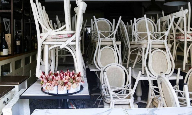 Η έκτακτη αποζημίωση εποχικά εργαζομένων του τουριστικού και επισιτιστικού κλάδου - Όλη η απόφαση